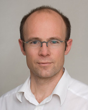 Dr. Hanno Schnoor